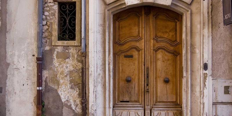 大型会展交通动线规划与停车场管理：会议策划与展览设计的效率革命