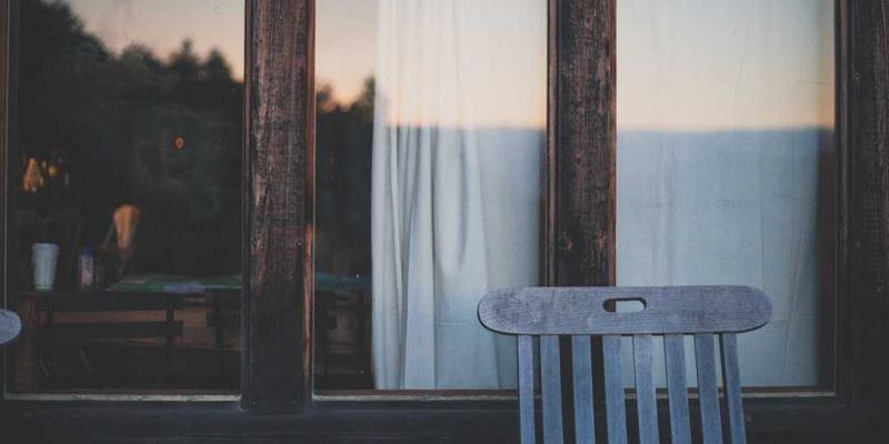 展览设计新思维：如何在活动策划中平衡美学与功能性，打造沉浸式品牌叙事